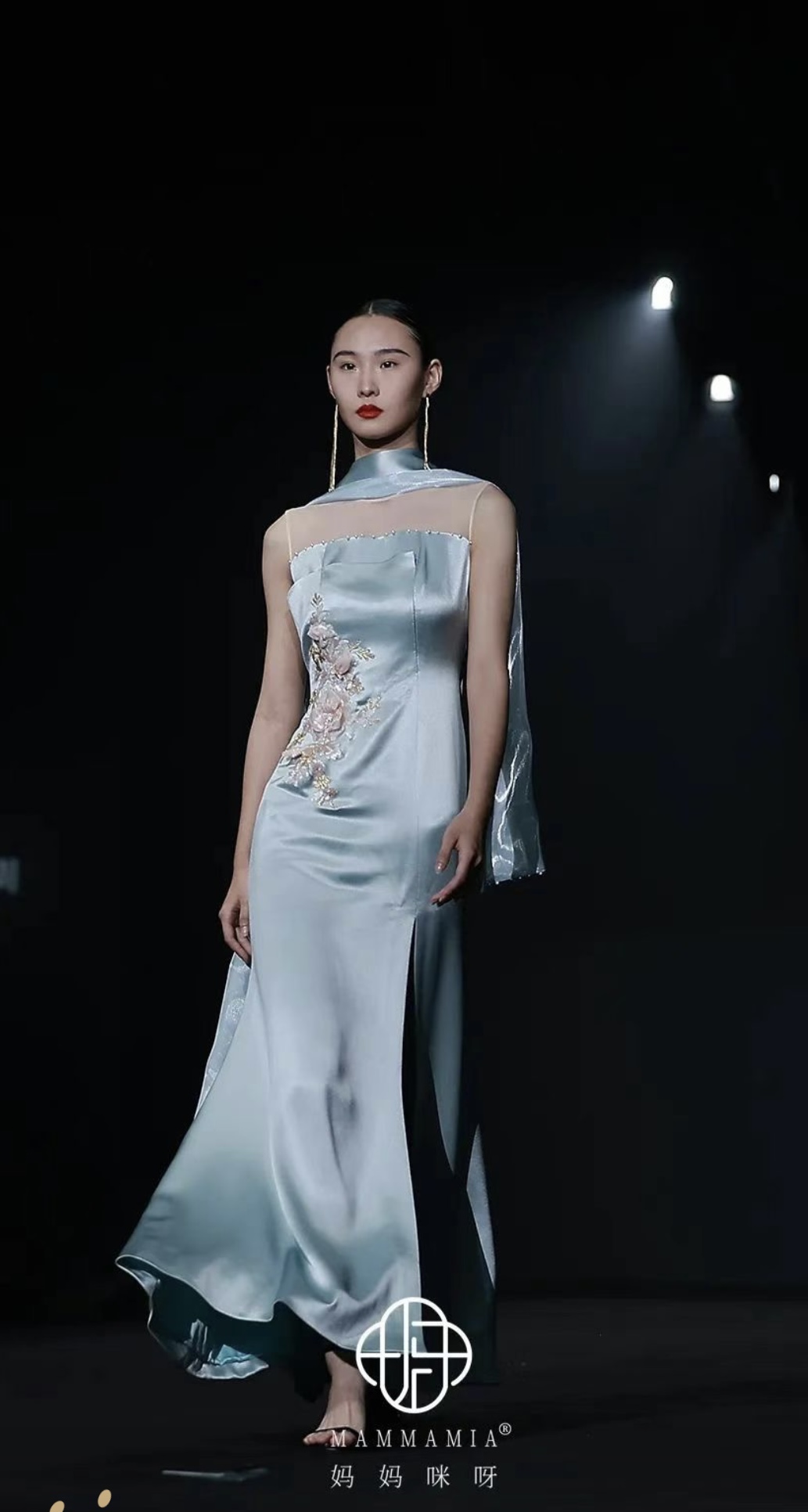 邀請(qǐng)函 | 宴后/媽媽咪呀 高定媽媽裝亮相2024上海國(guó)際婚紗禮服、彩妝造型及時(shí)尚配飾展
